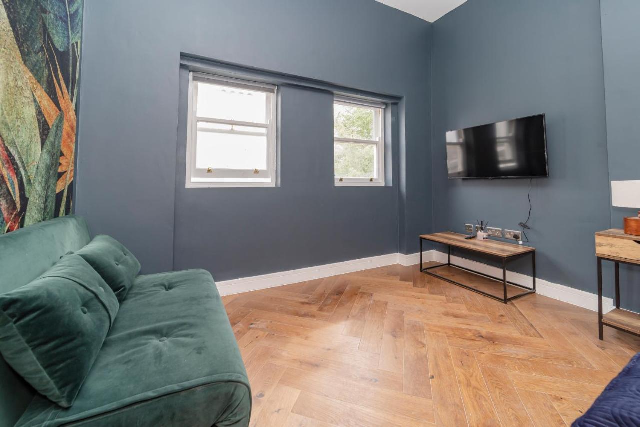 Morden Studio Flat Moments Away From Brighton Seafront Apartment Екстериор снимка